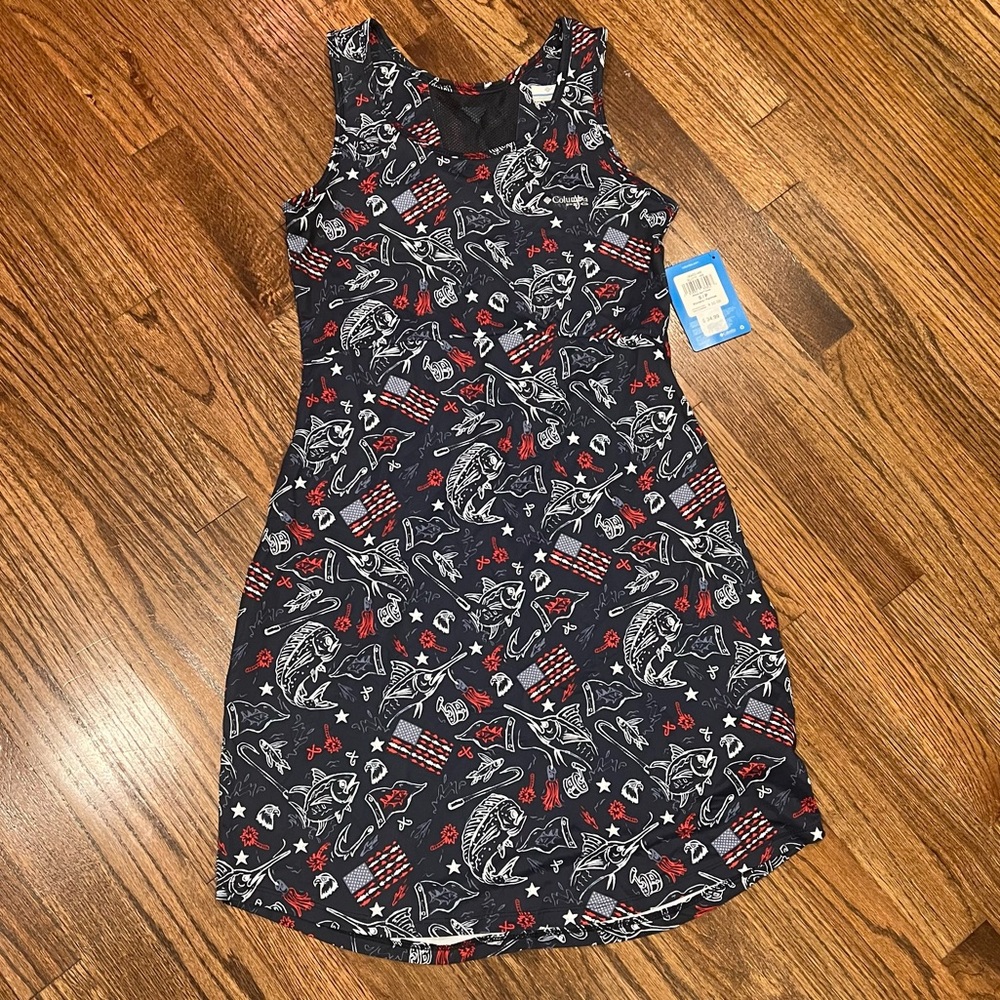 NWT Columbia PFG Omni-freeze dress, Small. Red white and blue Marlin print